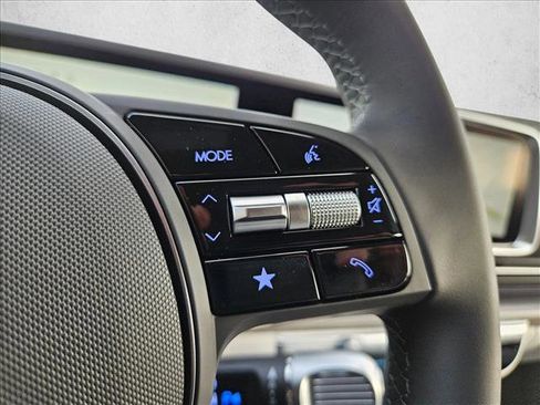 New 2025 Hyundai Ioniq 6 SEL image 14