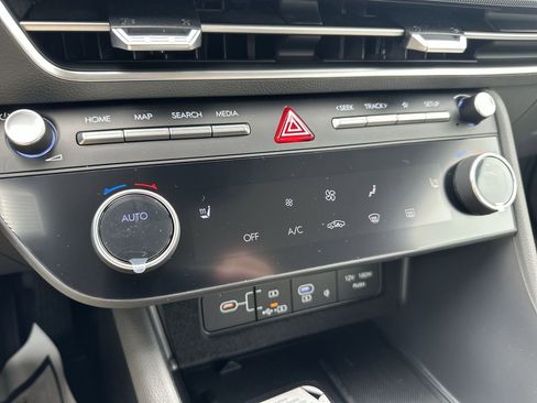 New 2026 Hyundai Sonata SEL AWD/4WD image 19