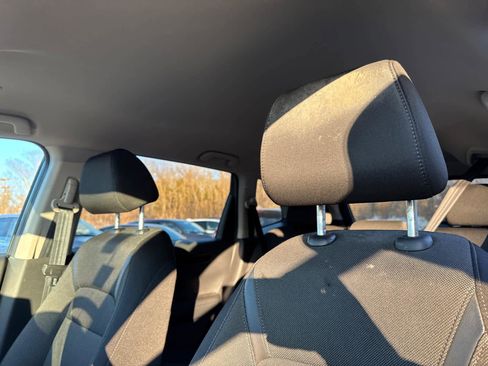 Used 2025 Honda CR-V LX image 13