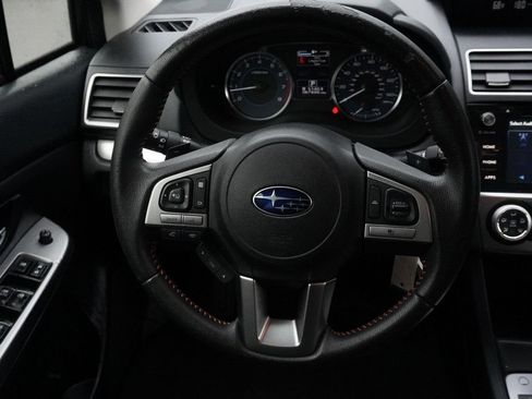 Used 2017 Subaru Crosstrek 2.0i Premium AWD/4WD image 33