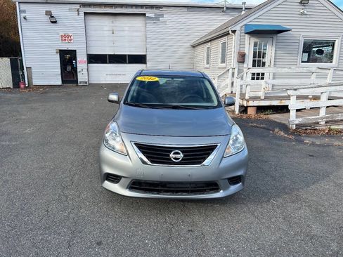 Used 2012 Nissan Versa SV w/ Convenience Pkg image 5