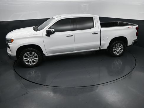 Used 2023 Chevrolet Silverado 1500 LTZ AWD/4WD image 27