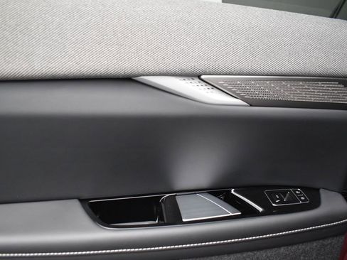 New 2026 Cadillac Optiq Sport 2 image 25