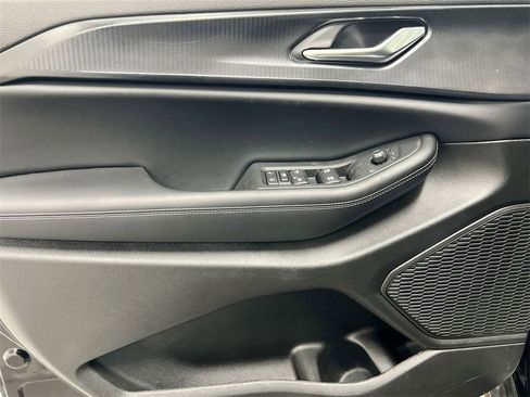 New 2025 Jeep Grand Cherokee Laredo X image 21