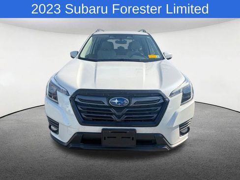 Used 2023 Subaru Forester Limited AWD/4WD image 16