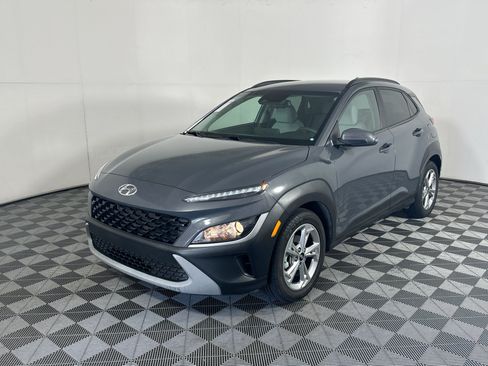 Used 2023 Hyundai Kona SEL FWD image 7