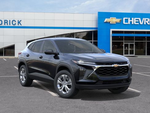 New 2026 Chevrolet Trax LS FWD image 9