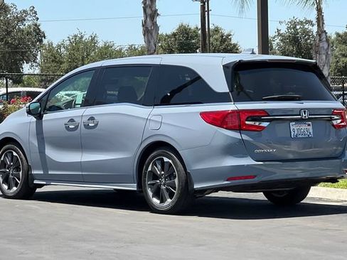 Used 2024 Honda Odyssey Elite image 6