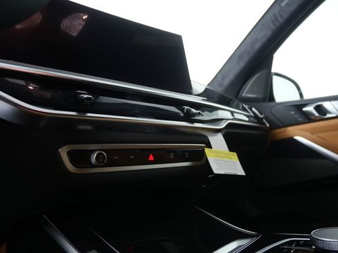 New 2027 BMW X7 xDrive40i AWD/4WD image 22