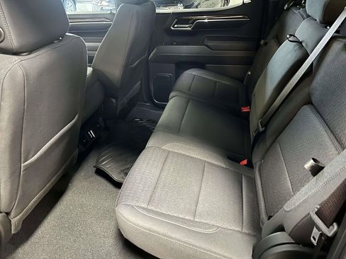 Used 2023 GMC Sierra 1500 Elevation image 11