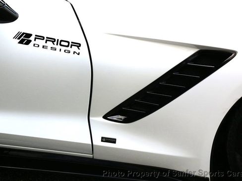 Used 2015 Chevrolet Corvette 2dr Stingray Z51 Coupe w/ 3LT Preferred Equipment Group image 11