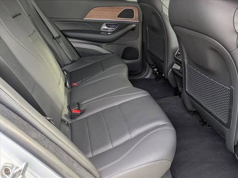 Certified 2025 Mercedes-Benz GLE 350 4MATIC image 21