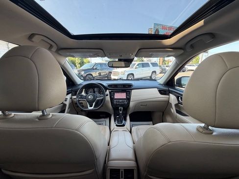 Used 2019 Nissan Rogue SL w/ Premium Package AWD/4WD image 20