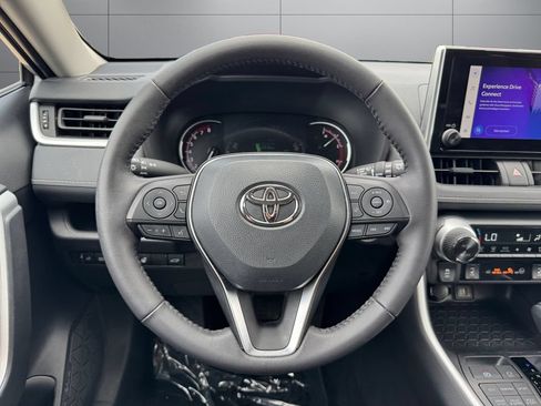 Certified 2025 Toyota RAV4 XLE w/ Convenience Package AWD/4WD image 13