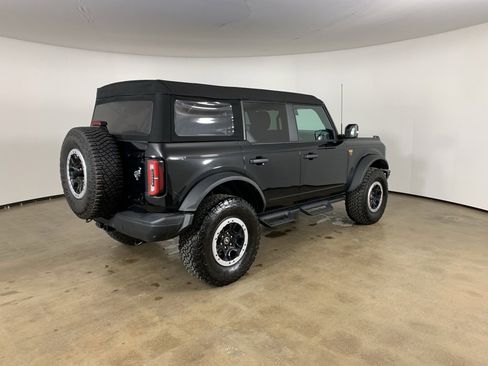 Used 2023 Ford Bronco Badlands w/ Sasquatch Package image 8