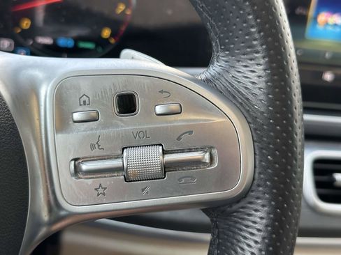 Used 2021 Mercedes-Benz GLS 580 4MATIC w/ Exclusive Trim Package image 23