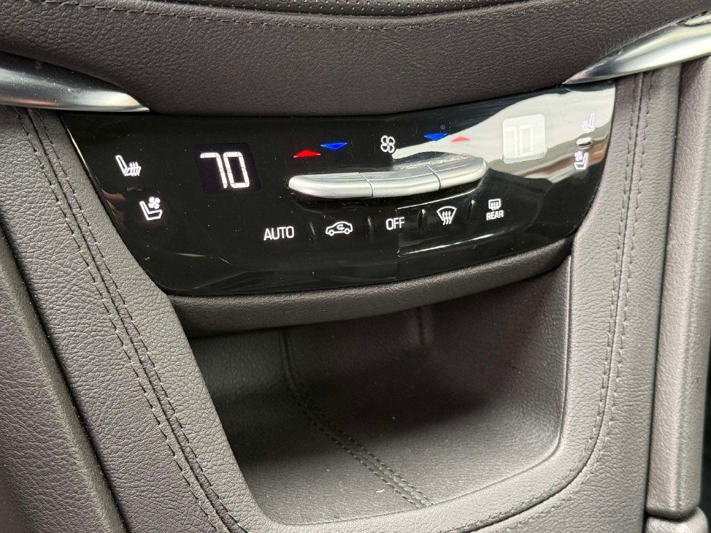 Certified 2026 Cadillac XT5 Sportv w/ LPO, Floor Liner Package AWD/4WD image 27