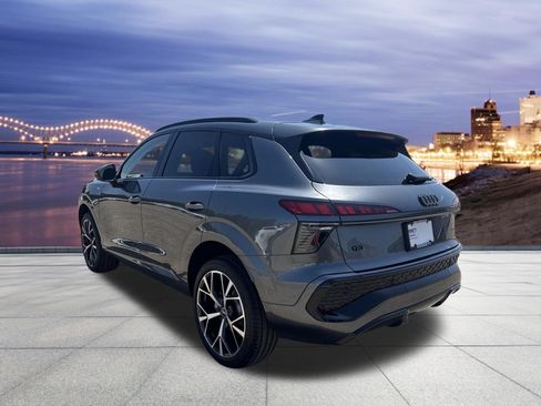 Certified 2026 Audi Q3 quattro 2.0T AWD/4WD image 3