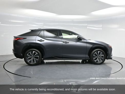 Used 2024 Lexus RZ 300e Premium image 39
