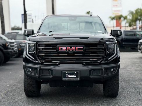 Used 2024 GMC Sierra 1500 AT4X image 3