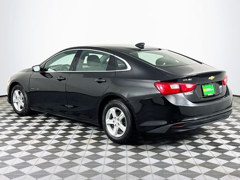 Used 2021 Chevrolet Malibu LS image 6