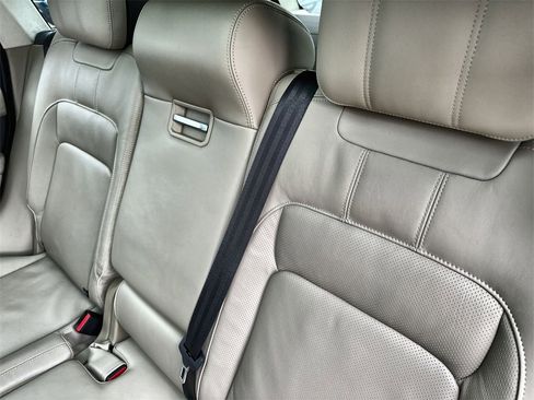 Used 2022 Land Rover Range Rover Westminster Edition image 18