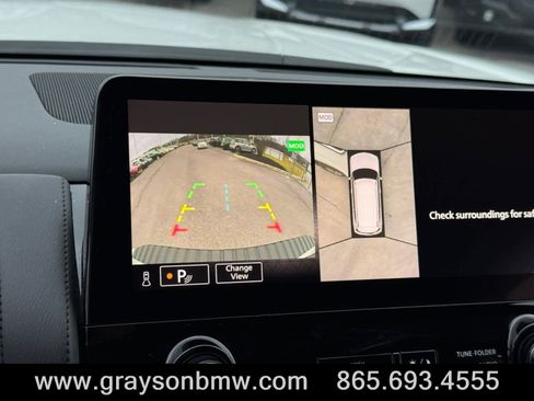 Used 2024 Nissan Armada SL w/ Captain's Chairs Package image 37