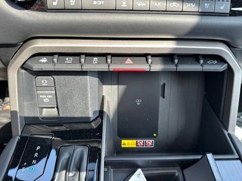 New 2026 Toyota Tundra Platinum AWD/4WD image 19