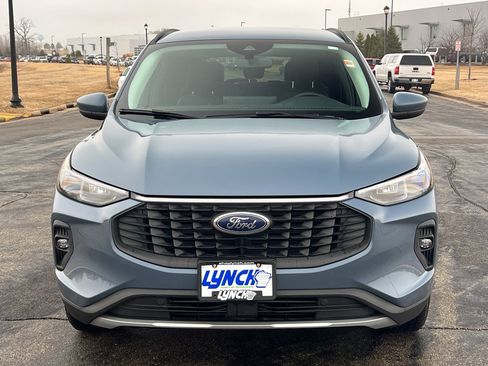 Used 2025 Ford Escape Platinum image 7