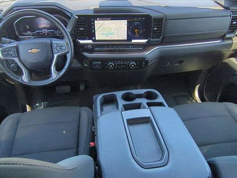 Certified 2025 Chevrolet Silverado 1500 LT RWD image 18