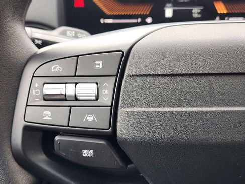 New 2025 Kia K4 LXS image 19