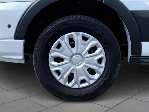 Used 2024 Ford Transit 350 XLT image 11