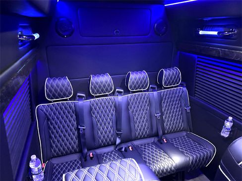 Used 2023 Mercedes-Benz Sprinter 3500 w/ Parking Package image 8