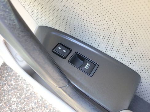 Used 2012 Acura TSX w/ Technology Package image 21