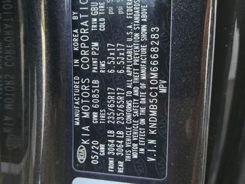 Used 2021 Kia Sedona LX image 23