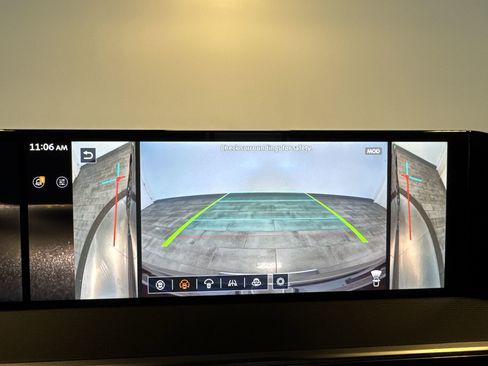 New 2026 INFINITI QX80 4WD image 17