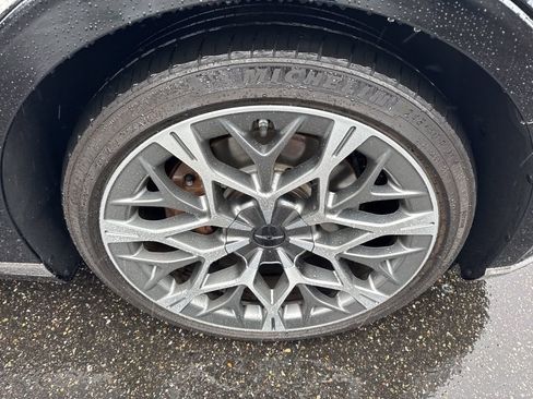 Used 2024 Genesis G90 3.5T image 9