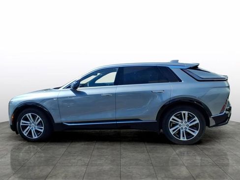 Certified 2024 Cadillac Lyriq Tech AWD/4WD image 2