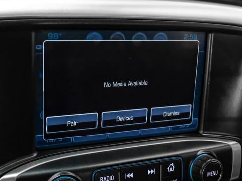 Used 2018 GMC Sierra 1500 SLT AWD/4WD image 36