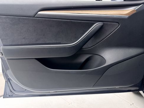 Used 2021 Tesla Model 3 Performance image 29