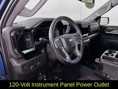 Used 2023 Chevrolet Silverado 1500 LT image 14
