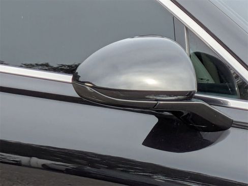 Used 2021 Genesis G80 2.5T image 11