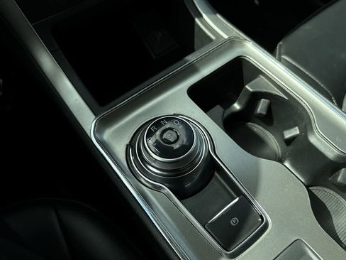 Used 2022 Ford Edge SEL w/ Convenience Package image 20