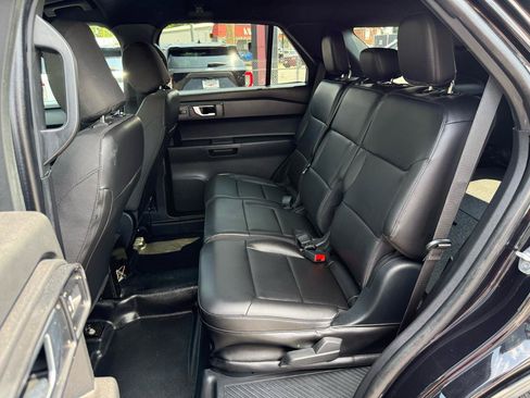 Used 2022 Ford Explorer 4WD Police Interceptor image 4