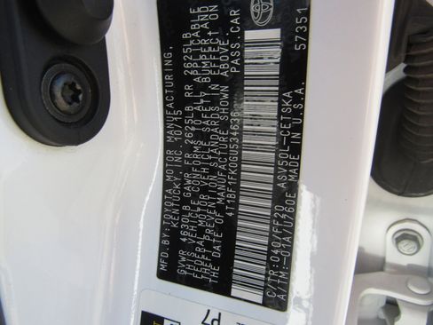 Used 2016 Toyota Camry image 27