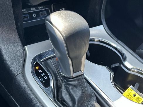 Used 2019 Jeep Grand Cherokee Limited AWD/4WD image 22