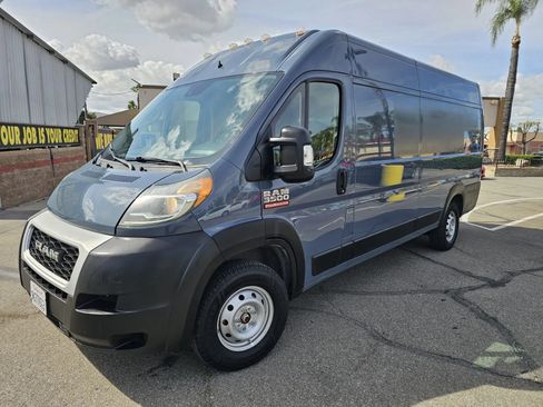 Used 2021 RAM ProMaster 3500 FWD image 1