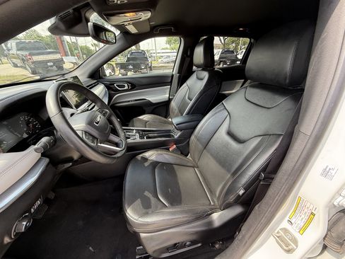 Used 2024 Jeep Compass Limited AWD/4WD image 28