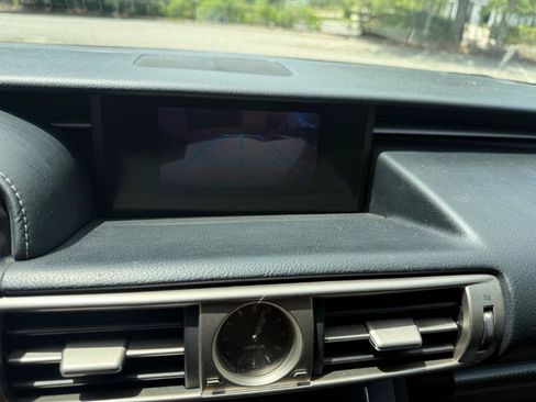 Used 2014 Lexus IS 250 w/ F-Sport Package RWD image 33