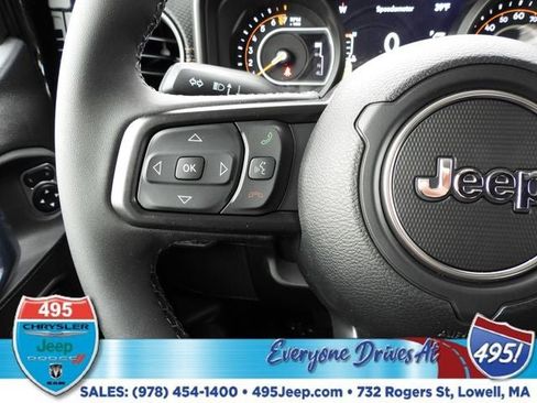 New 2026 Jeep Gladiator Mojave image 18